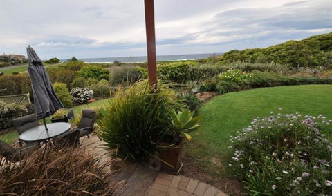 Beachfront Apartments Narooma - Tourism Caloundra 0