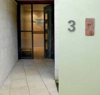 By the Beach B and B Holiday Apartments - Tourism Caloundra