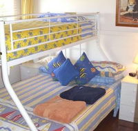 Calm Waters Waterfront Cottages - Tourism Caloundra