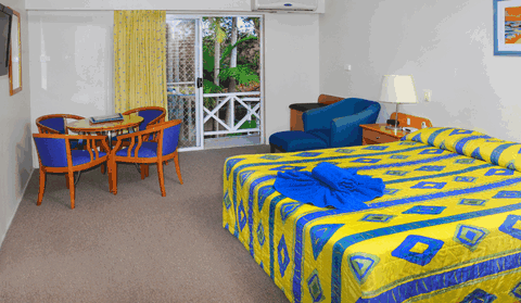 Yamba Aston Motel - Tourism Caloundra 1