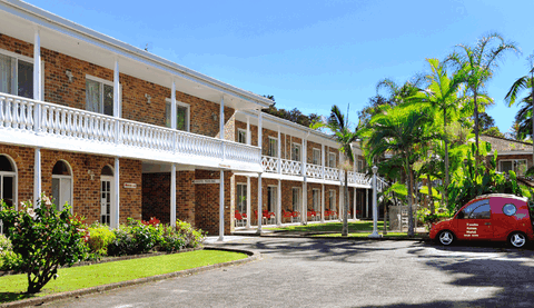 Yamba Aston Motel - Tourism Caloundra 2