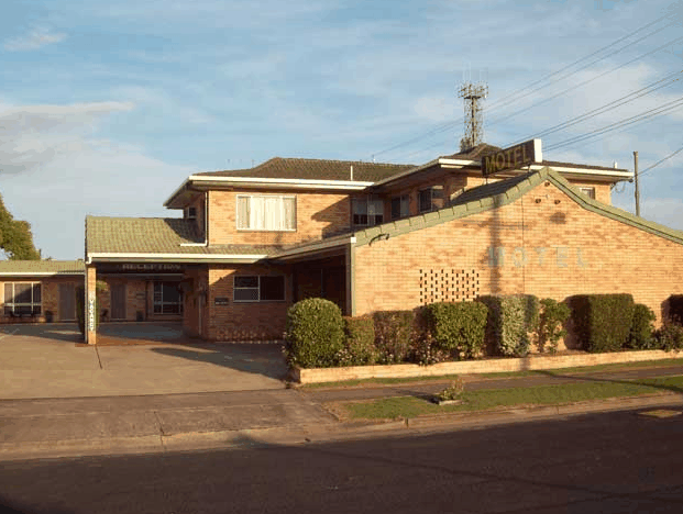 Squatters Homestead Motel - Tourism Caloundra 1