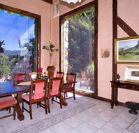 Castle On The Hill Bed and Breakfast - Tourism Caloundra