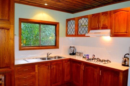 A Waterfall Hideout-Rainforest Cabin For Couples - Tourism Caloundra 2