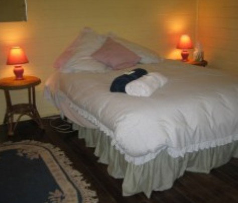 Chauvel Park B And B - Tourism Caloundra 3