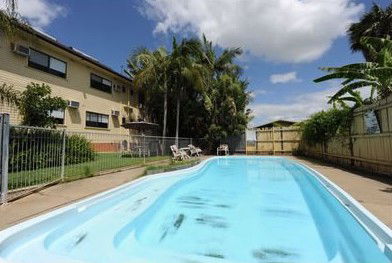 Hi-Way Motel - Tourism Caloundra 3