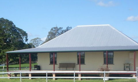 McLennans Lane River Retreat - Tourism Caloundra 0