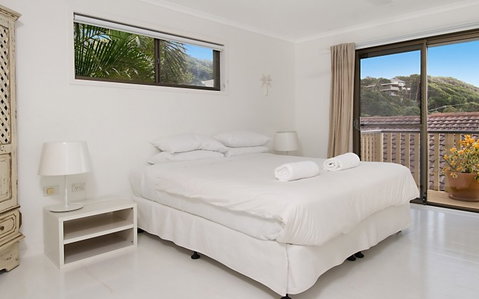 34 Brownell Drive - Oscars - Tourism Caloundra 2