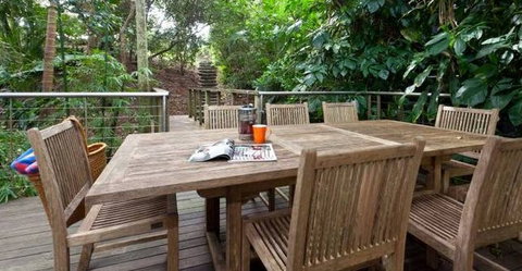 Belongil Summerhouse - Tourism Caloundra 2