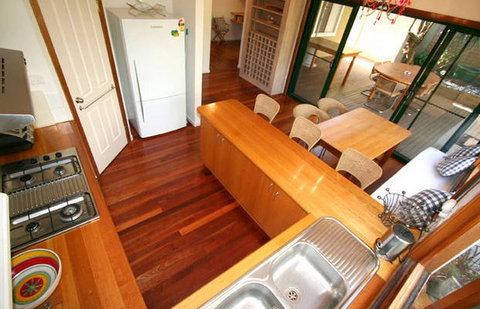 Byron View - Tourism Caloundra 3