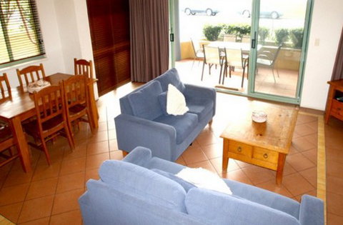 Airy Surfside Unit - Tourism Caloundra 1