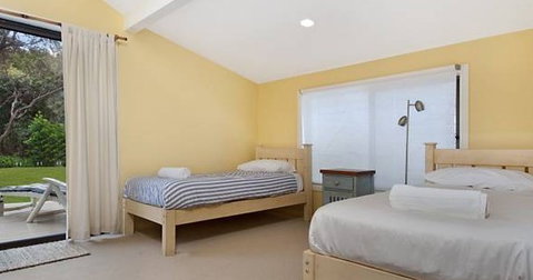 Beachwood - Tourism Caloundra 0