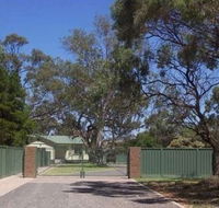 Lock 9 Lodge - Tourism Caloundra