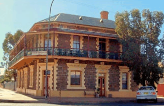 Duke of Cornwall Inn - Tourism Caloundra