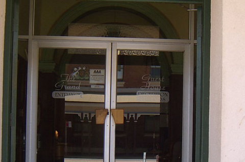 The Grand Guesthouse - Tourism Caloundra 2