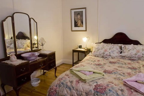 Toddington Cottage - Tourism Caloundra 1