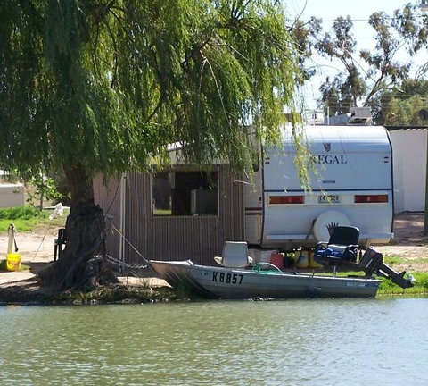 Willow Bend Caravan Park - Tourism Caloundra 0