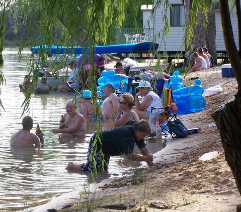 Willow Bend Caravan Park - Tourism Caloundra 1