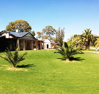 Curlwaa Caravan Park - Tourism Caloundra