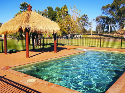 Curlwaa Caravan Park - Tourism Caloundra 3