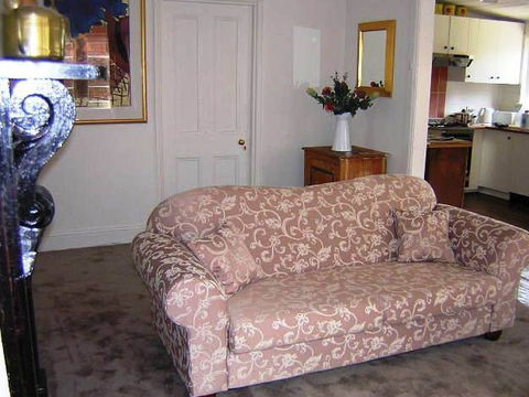 Cooma Cottage - Accommodation - Tourism Caloundra 3