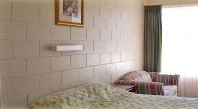 Alpine Country Motel - Tourism Caloundra 1