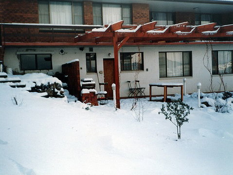 House Matterhorn - Tourism Caloundra 2