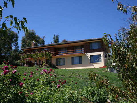 House Matterhorn - Tourism Caloundra 3