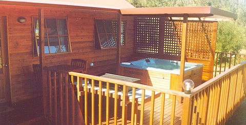 Melaleuca Retreat - Tourism Caloundra 1
