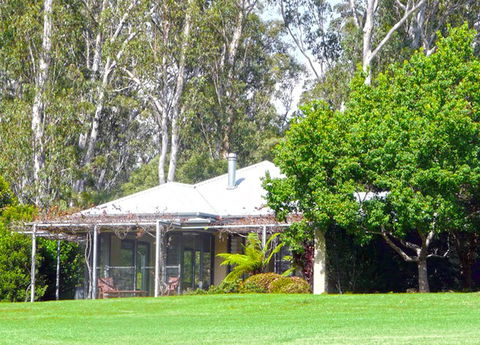 Nundoobah Retreat - Tourism Caloundra 1