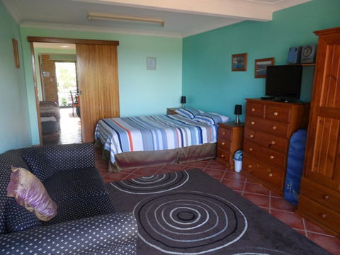Ocean Dreaming Holiday Accommodation - Tourism Caloundra 4