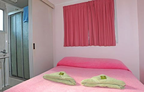 Aukaka Caravan Park - Tourism Caloundra 1