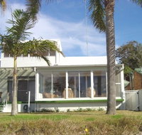 8 Seaview Crescent - Tourism Caloundra