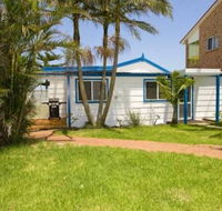 A Beach House on Sunset - Tourism Caloundra