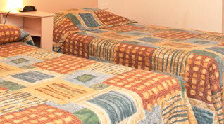 Pacific Motel - Tourism Caloundra 3