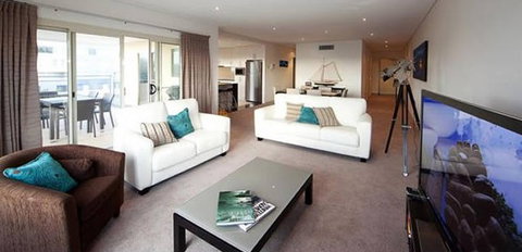 Flagship - Alta Mira - Tourism Caloundra 0