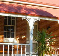 Araluen Old Courthouse Bed and Breakfast - Tourism Caloundra