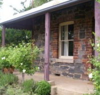 Accommodation Pinn Cottage - Tourism Caloundra