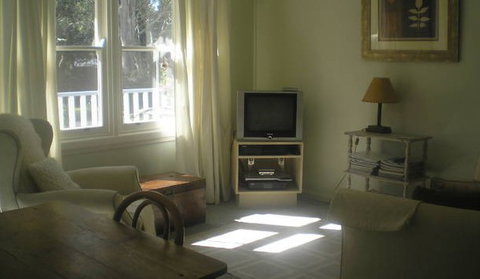 Cedargreen - Tourism Caloundra 0