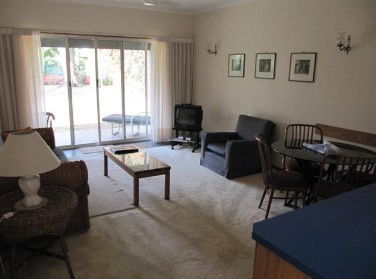 Murray Lodge Holiday Units - Tourism Caloundra 1