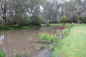 Murray Bank Holiday Units And Yabby Farm - Tourism Caloundra 2