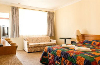 Gateway Motor Inn - Tourism Caloundra 0