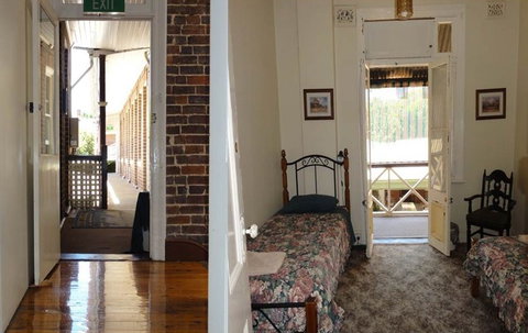 Patchwork Inn B & B - Tourism Caloundra 2