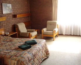 Kingswood Motel And Apartments - Tourism Caloundra 1