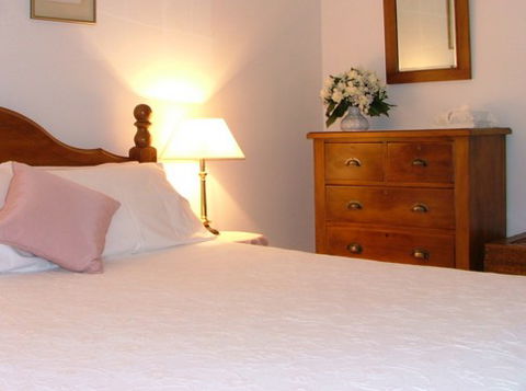 Anglea House Bed And Breakfast - Tourism Caloundra 1