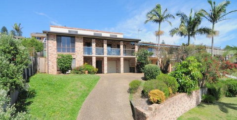 Baileys, Gerringong - Tourism Caloundra 5