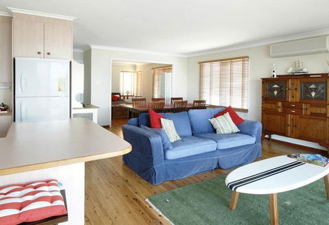 90 Oceans Edge - Tourism Caloundra 0