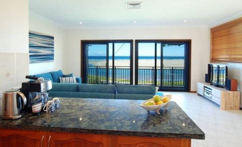 Allure Gerroa - Tourism Caloundra 2
