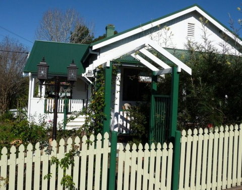 A Room With A View- Gloucester - Tourism Caloundra 4