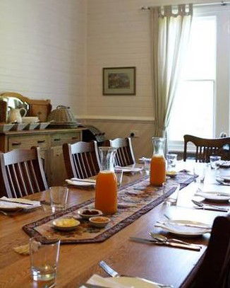 Avoca House Bed And Breakfast - Tourism Caloundra 3